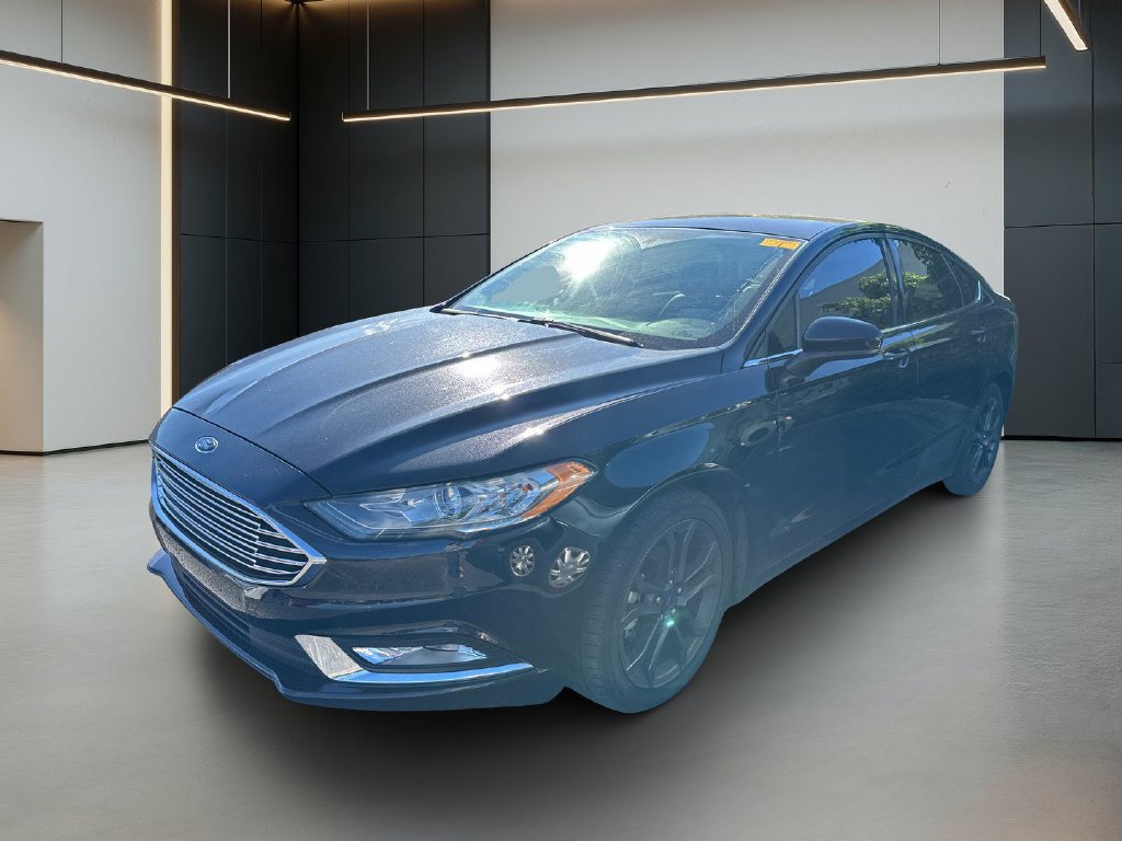 Used 2018 Ford Fusion SE w/ Equipment Group 201A FWD image 9