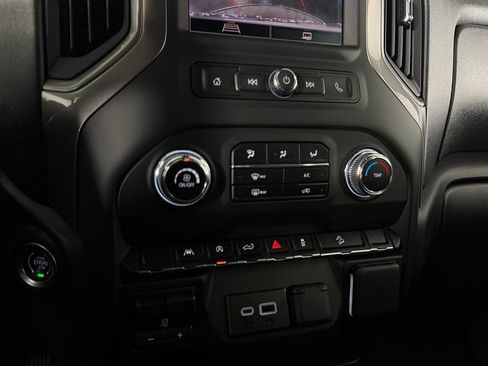 Used 2025 GMC Sierra 1500 Pro w/ Graphite Edition AWD/4WD image 16