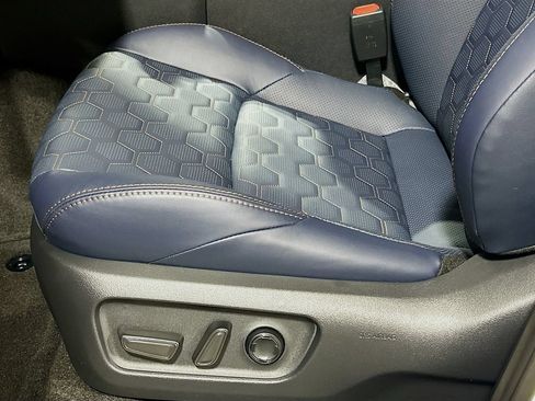 New 2026 Toyota 4Runner Platinum AWD/4WD image 18