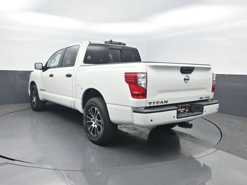 Used 2022 Nissan Titan SV AWD/4WD image 34