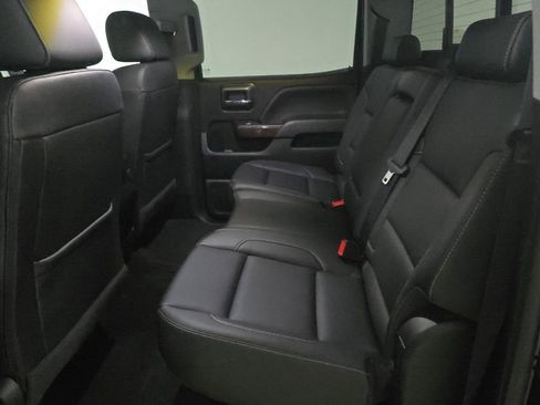 Used 2018 GMC Sierra 2500 SLT image 11