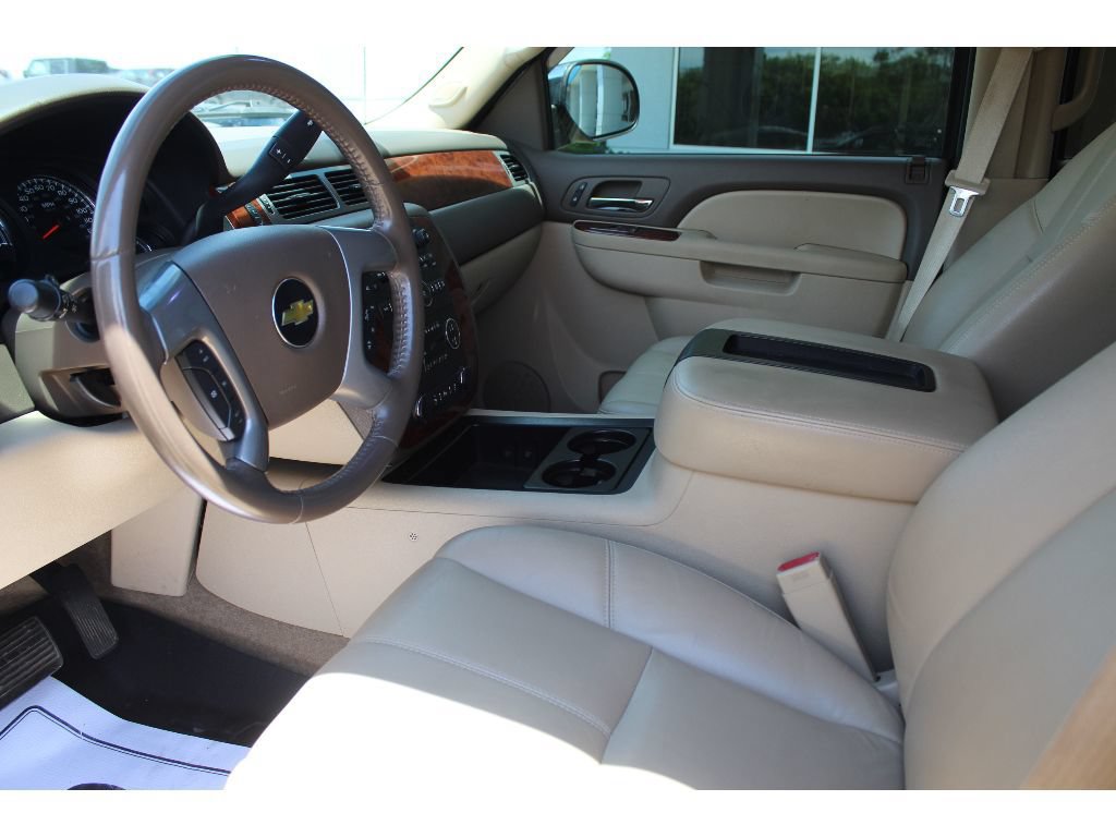 Used 2013 Chevrolet Avalanche LT w/ All-Star Edition RWD image 6