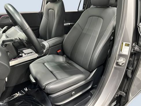 Certified 2023 Mercedes-Benz GLB 250 4MATIC image 28