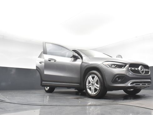 Used 2021 Mercedes-Benz GLA 250 4MATIC image 27
