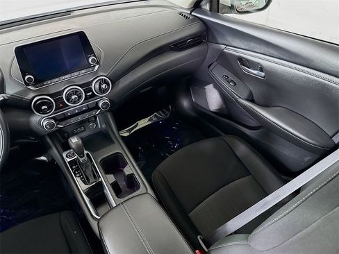 Certified 2025 Nissan Sentra SV w/ Lighting Package image 26