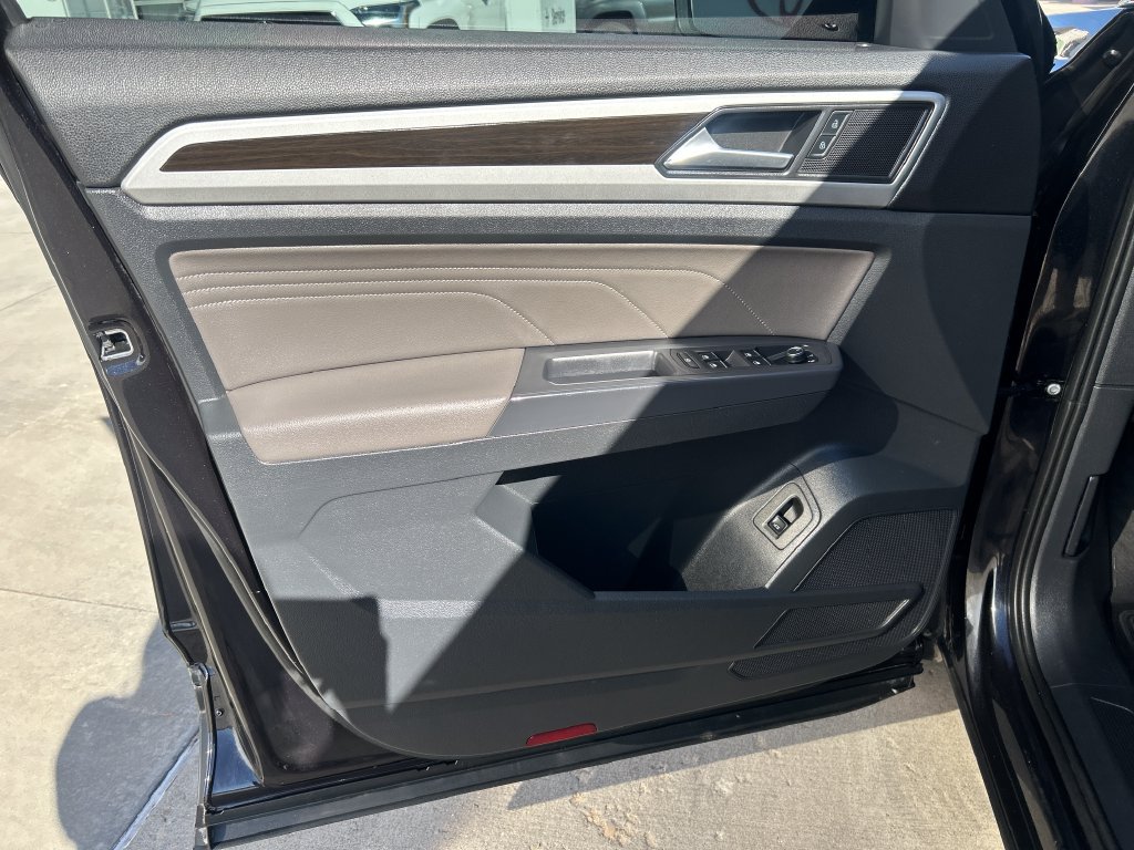 Used 2021 Volkswagen Atlas SE AWD/4WD image 11