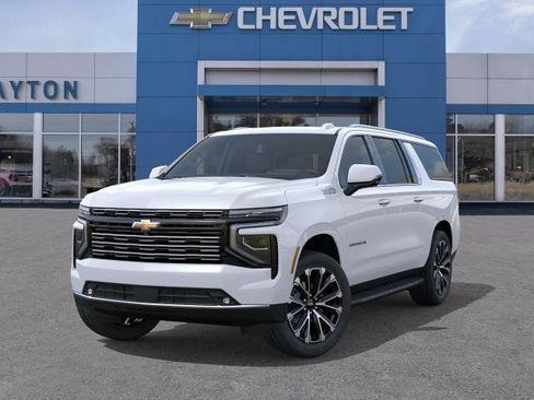 New 2026 Chevrolet Suburban High Country w/ Sun And Tow Package AWD/4WD image 28