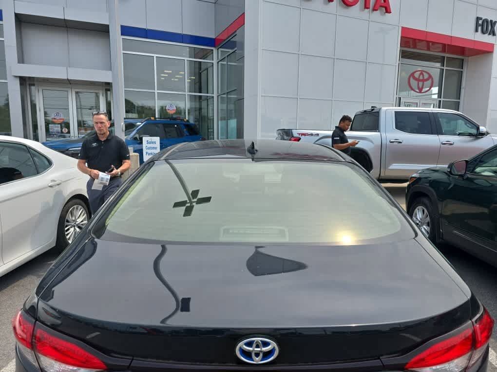 Used 2023 Toyota Corolla LE FWD image 8