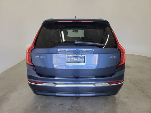 Used 2025 Volvo XC90 B5 Plus image 6