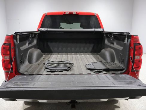 Used 2018 Chevrolet Silverado 1500 LT w/ All Star Edition AWD/4WD image 4