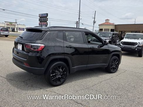 New 2026 Jeep Compass Latitude AWD/4WD image 13