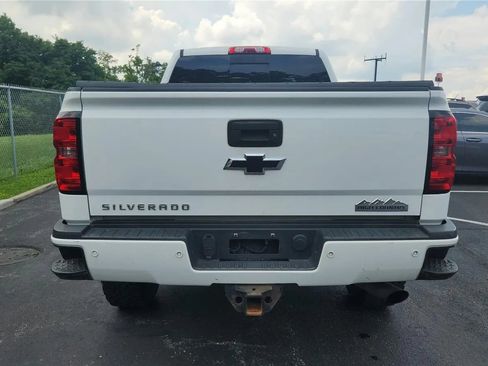 Used 2016 Chevrolet Silverado 2500 High Country AWD/4WD image 3