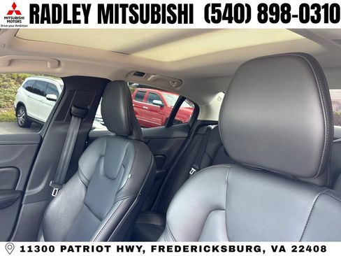 Used 2020 Volvo S60 T5 Momentum w/ Protection Package Premier FWD image 2