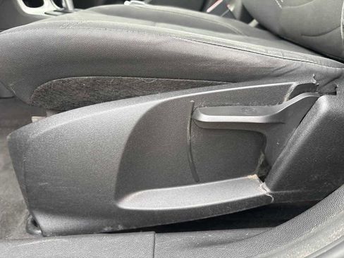 Used 2016 Ford Fiesta SE image 18