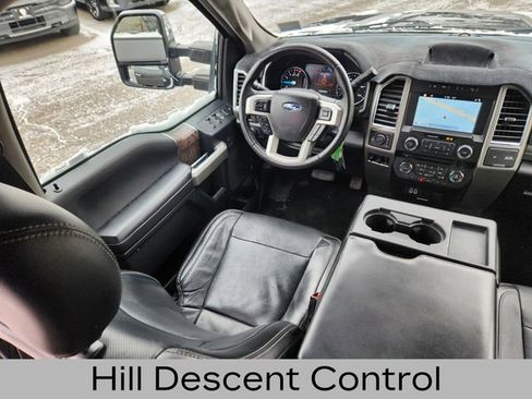 Used 2018 Ford F350 Lariat w/ Chrome Package image 12