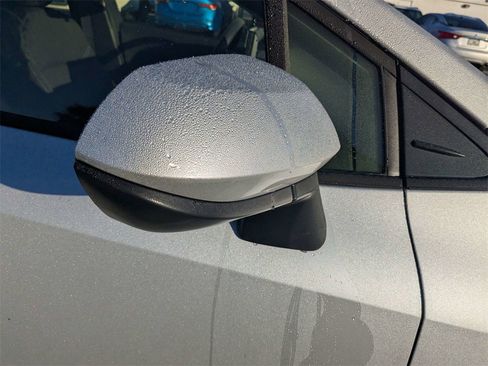 Used 2025 Toyota Corolla LE image 11