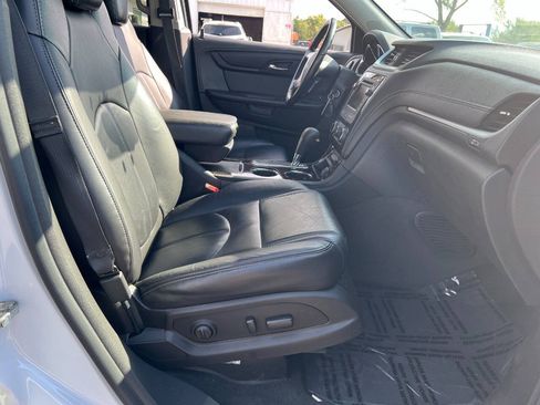 Used 2016 Chevrolet Traverse LT AWD/4WD image 5