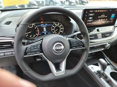 New 2025 Nissan Altima 2.5 SR image 20