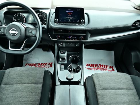 Certified 2023 Nissan Rogue SV AWD/4WD image 16