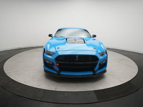 Used 2022 Ford Mustang Shelby GT500 w/ Technology Package RWD image 11
