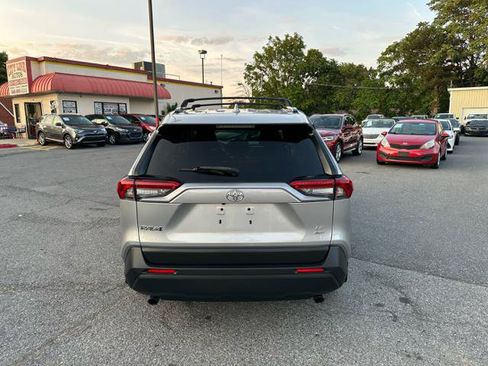 Used 2019 Toyota RAV4 LE w/ All Weather Liner Package AWD/4WD image 6