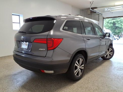 Used 2017 Honda Pilot EX-L image 4