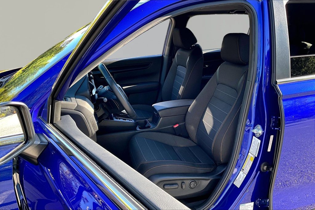 Used 2025 Honda CR-V Sport image 17
