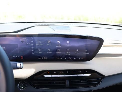 New 2026 Buick Enclave Preferred FWD image 18