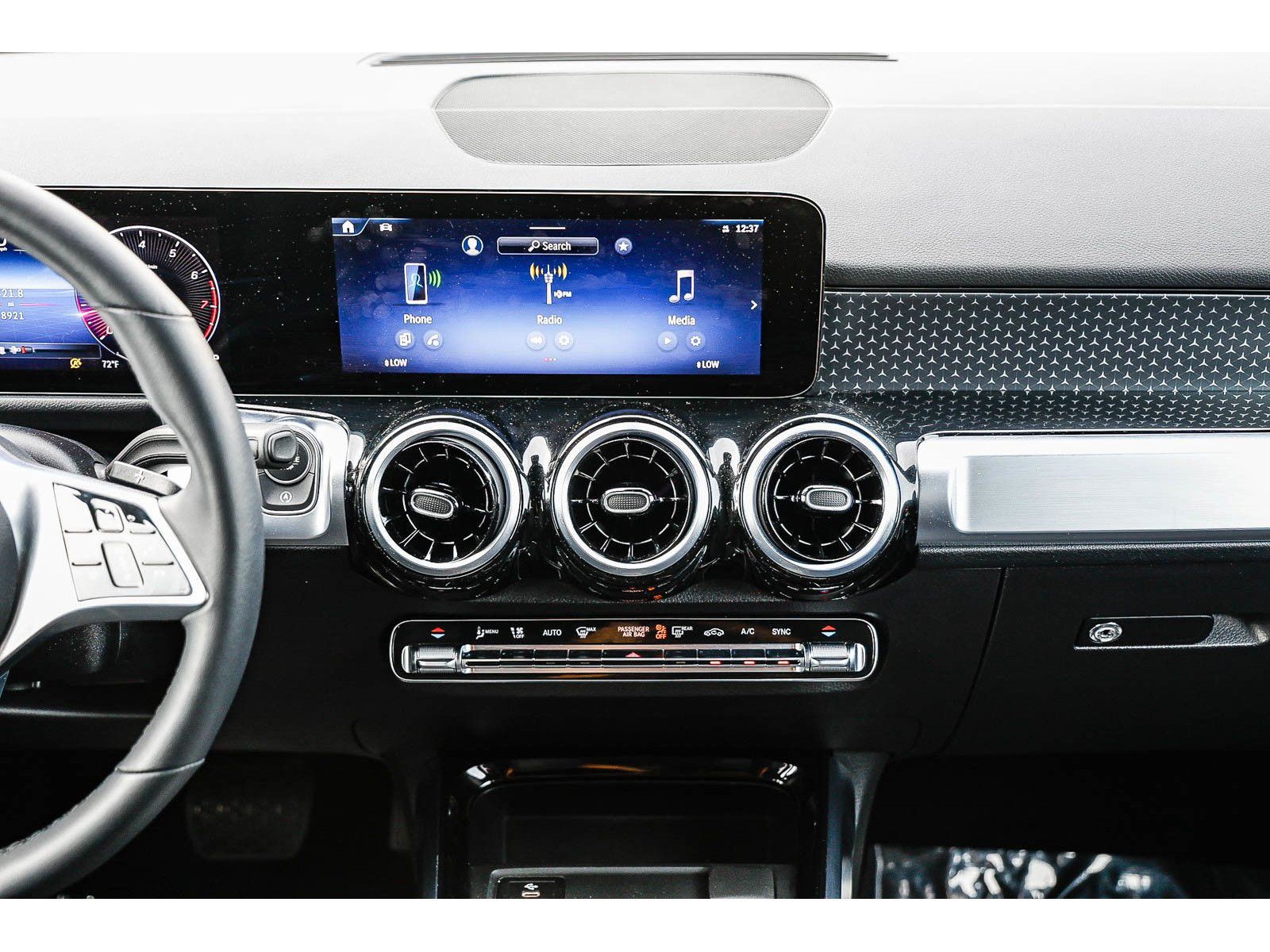 Certified 2026 Mercedes-Benz GLB 250 image 12