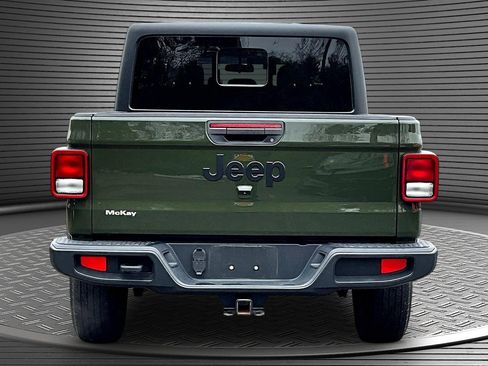 Used 2022 Jeep Gladiator Sport image 5