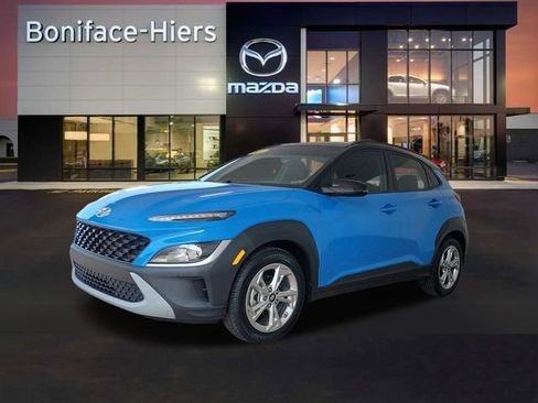 Used 2022 Hyundai Kona SEL image 3