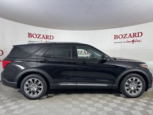 New 2026 Ford Explorer Platinum image 8