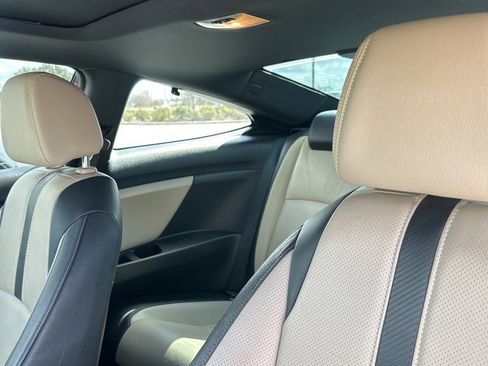 Used 2018 Honda Civic EX-L image 11