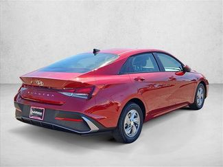 New 2026 Hyundai Elantra SE video 2