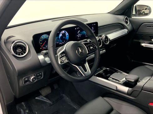 Certified 2022 Mercedes-Benz GLB 250 image 20