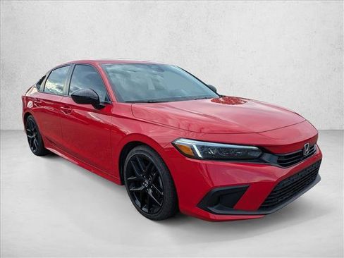 Used 2024 Honda Civic Sport image 3