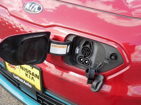 Certified 2021 Kia Niro EX Premium FWD image 37