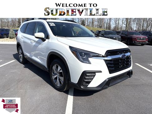 Certified 2025 Subaru Ascent Premium AWD/4WD image 1