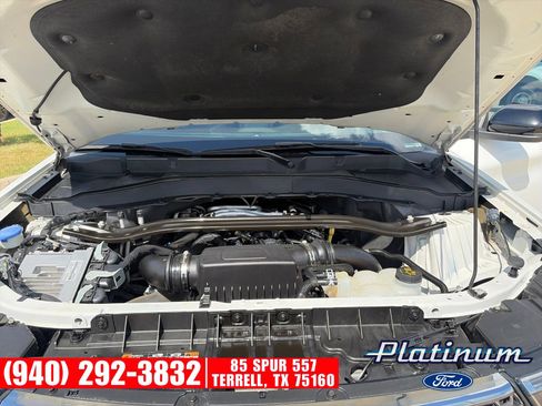 Certified 2022 Ford Explorer King Ranch w/ Technology Package AWD/4WD image 24