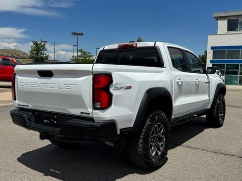 Certified 2024 Chevrolet Colorado ZR2 w/ Safety Package AWD/4WD image 5