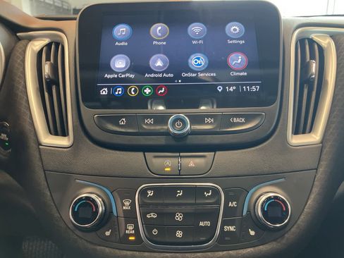 Used 2022 Chevrolet Malibu LT image 18