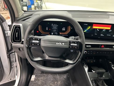 New 2026 Kia Sorento S image 15