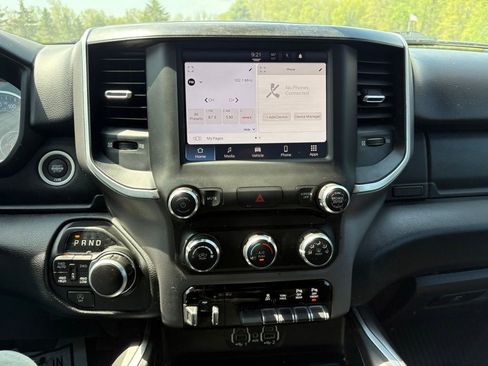 Used 2022 RAM 1500 Lone Star AWD/4WD image 25
