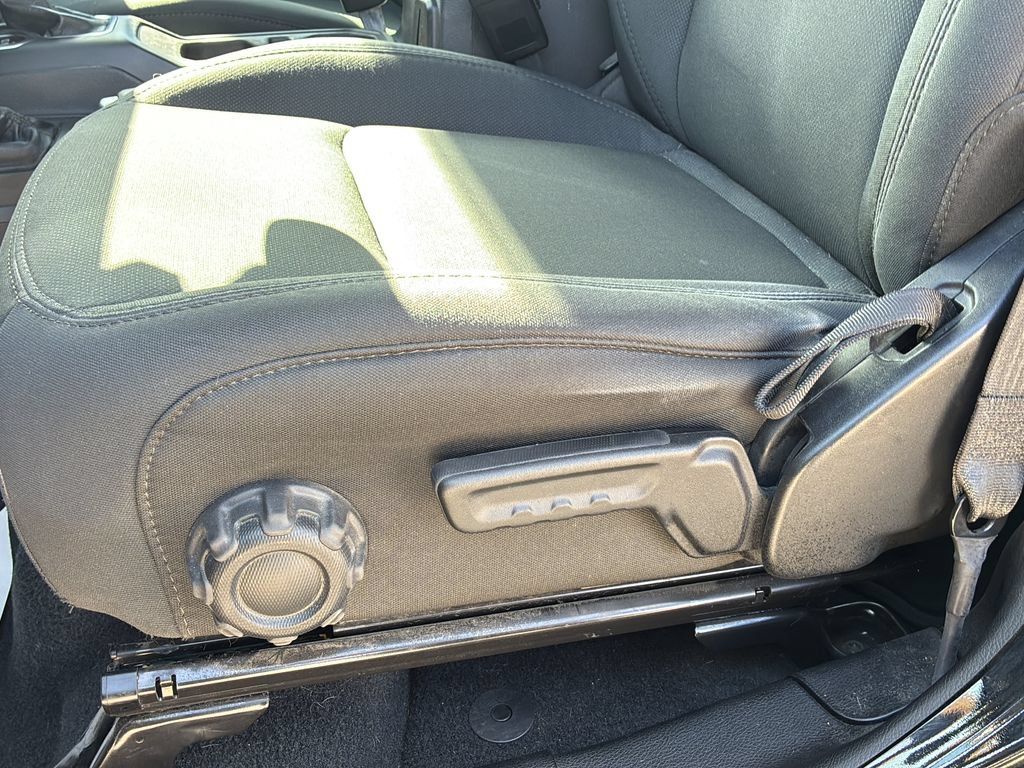 Used 2021 Jeep Wrangler Unlimited Sport AWD/4WD image 23