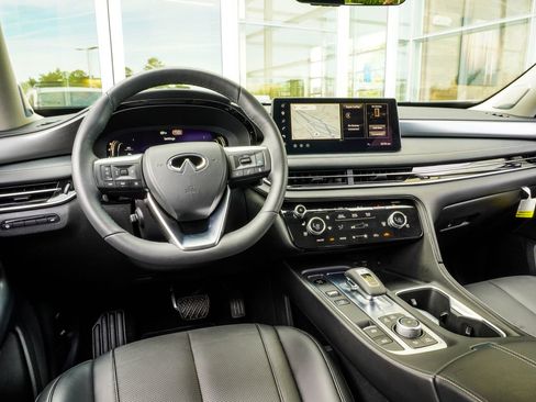 Certified 2026 INFINITI QX60 Luxe w/ Cargo Package FWD image 16