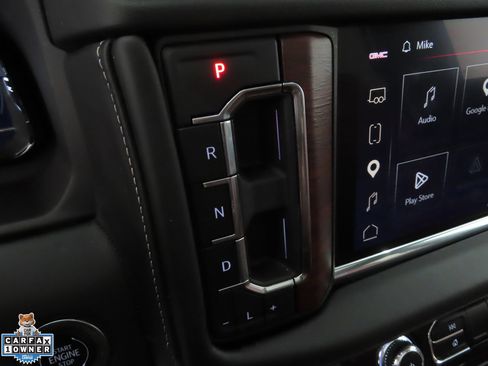 Used 2024 GMC Yukon Denali Ultimate AWD/4WD image 16