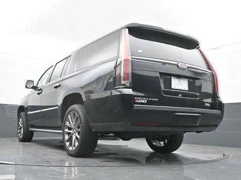 Used 2018 Cadillac Escalade ESV Premium Luxury AWD/4WD image 54
