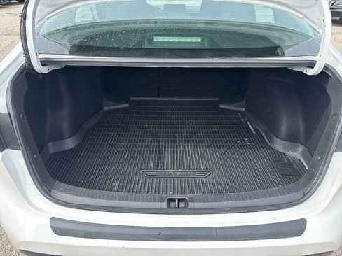 Used 2023 Toyota Corolla LE FWD image 18
