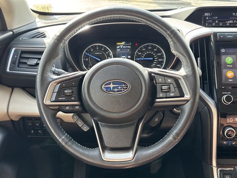 Used 2022 Subaru Ascent Touring AWD/4WD image 17