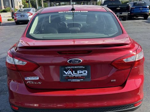 Used 2012 Ford Focus SE FWD image 5